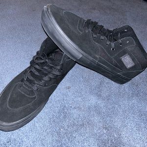 SOLD❌❌❌brand new Vans half cabs